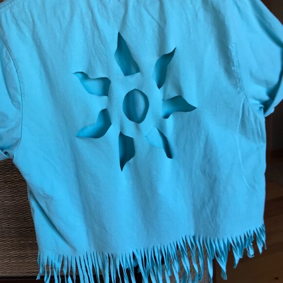 Summer Shirt, Size Large: Upcycled Cut Out Back Top, Edgy Fashion, Girl Kayaking - Picture 4 of 9